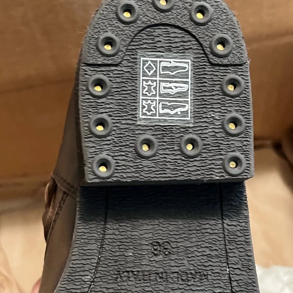 Golden Goose boots size 6 - Picture 4 of 11